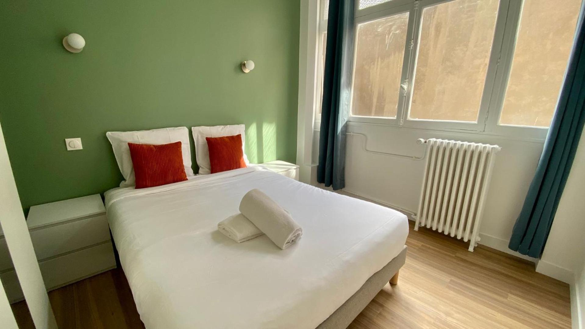 Pois3Ouest - Vast Apartment At Poissonniere 8P Paris Bagian luar foto