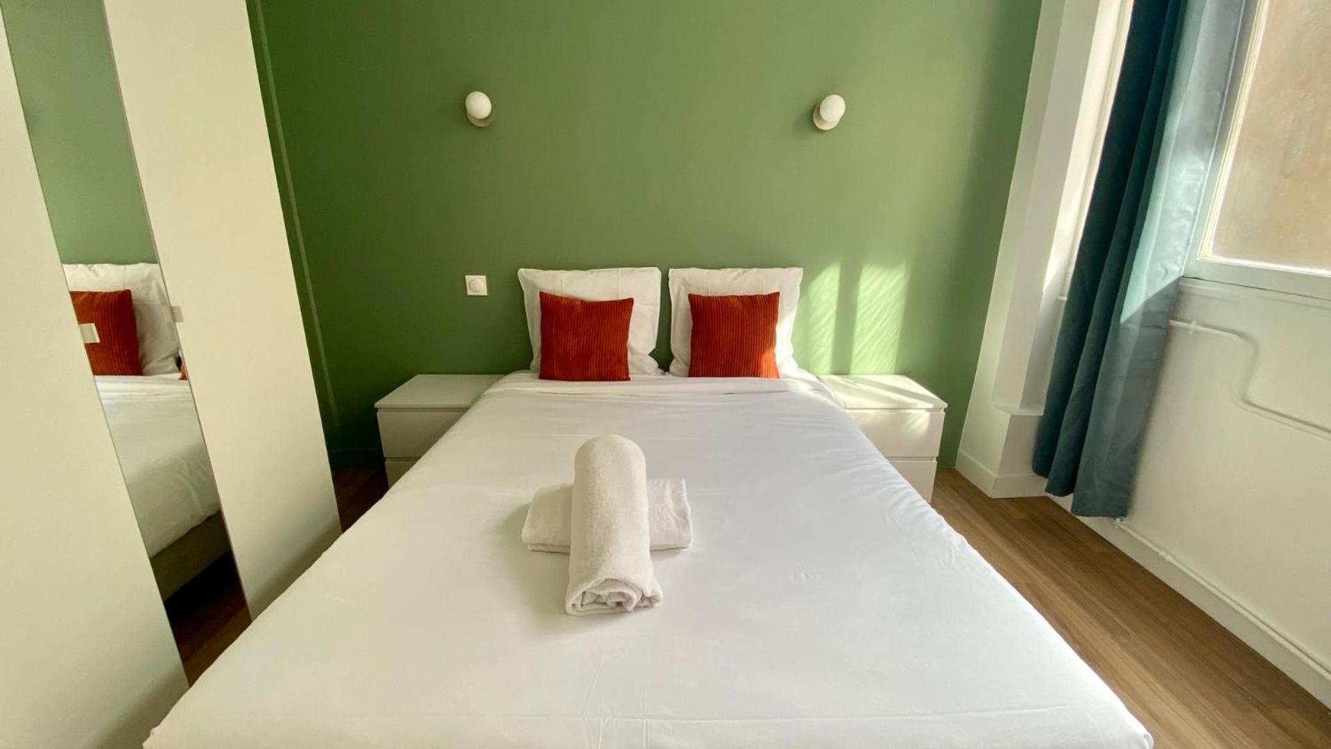 Pois3Ouest - Vast Apartment At Poissonniere 8P Paris Bagian luar foto