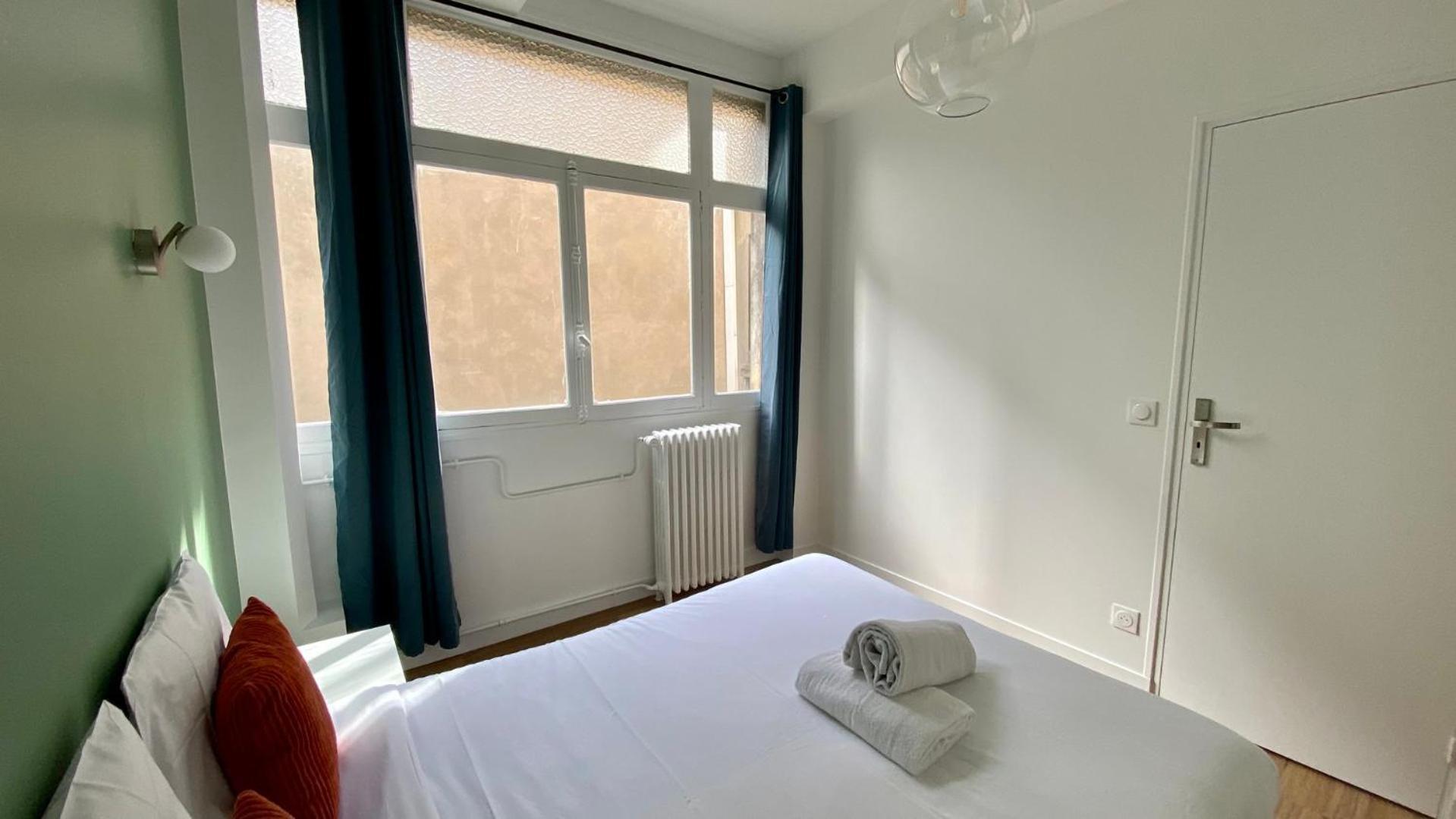 Pois3Ouest - Vast Apartment At Poissonniere 8P Paris Bagian luar foto