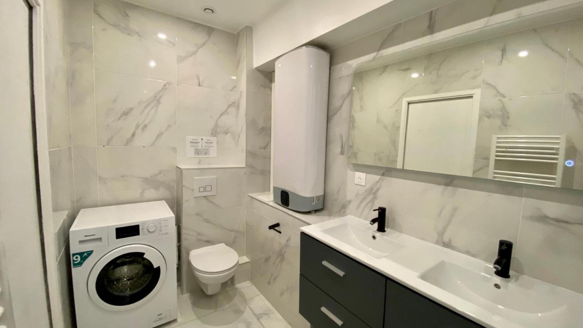 Pois3Ouest - Vast Apartment At Poissonniere 8P Paris Bagian luar foto